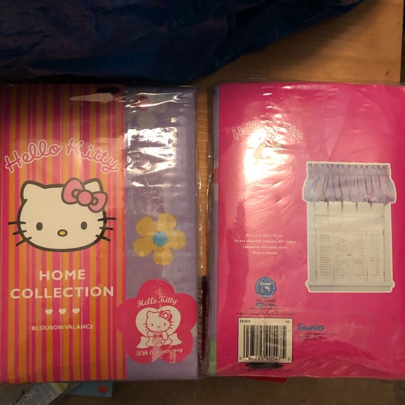 Sanrio Other - Sanrio Hello Kitty blouson valance